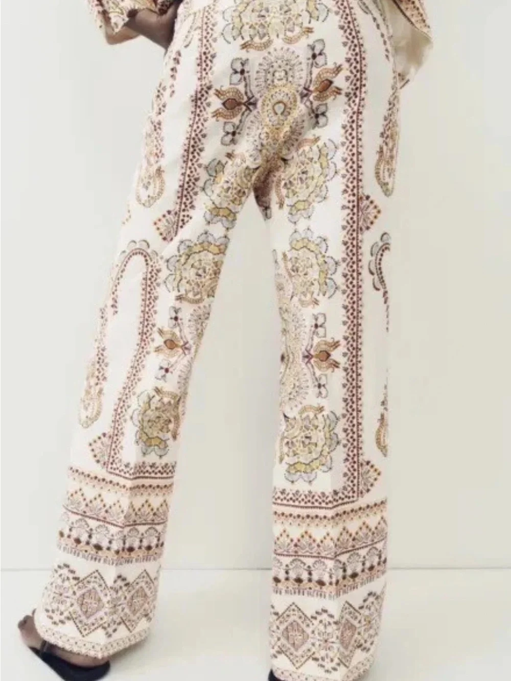 Zara Printed Linen Blend Pants
